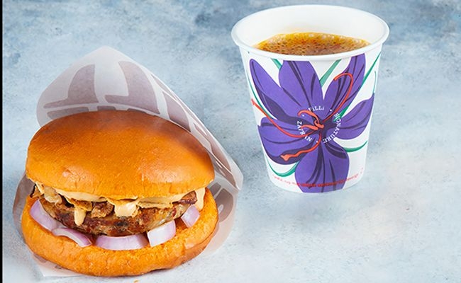 Chicken Chapli Bun Kebab with Zafran Tea