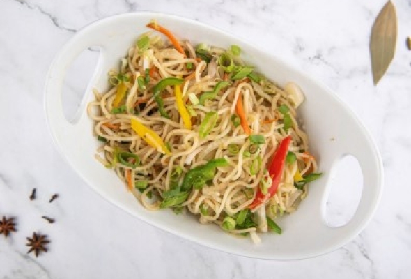 Veg Hakka Noodles
